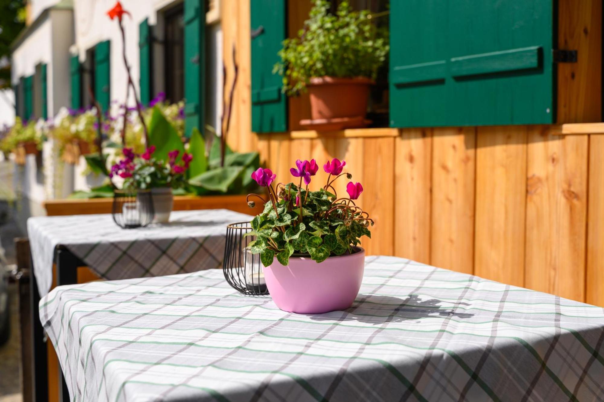 Hotel Restaurant Frühlingsgarten