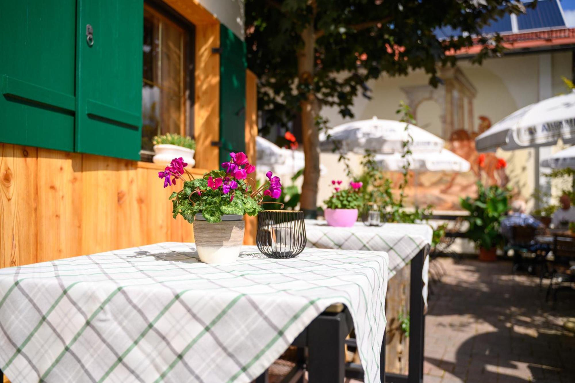 Restaurant Frühlingsgarten